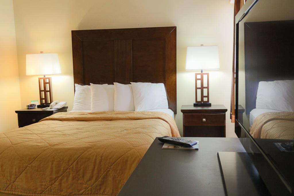 Frontier Hotel Houston Eksteriør bilde